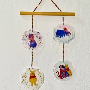 Winnie the Pooh Wallhanging with Characters